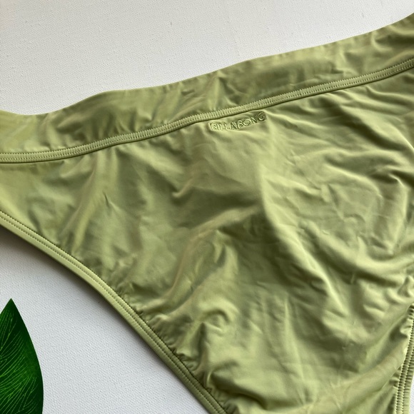 🌴 Sol Searcher Maui Rider🌴 - Picture 3 of 5